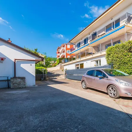Apartamento Aurora *